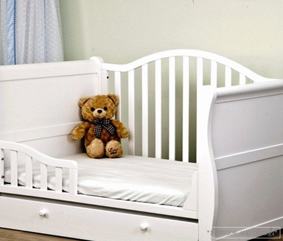Кревет за бебе са фиокама - 4
