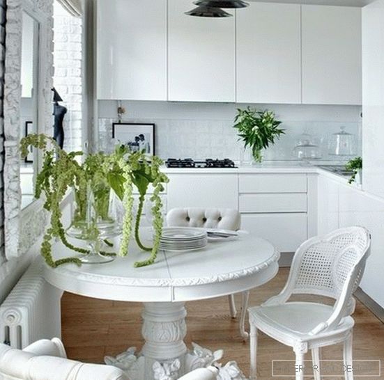 Кухињски столови за малу кухињу - фотографија 1